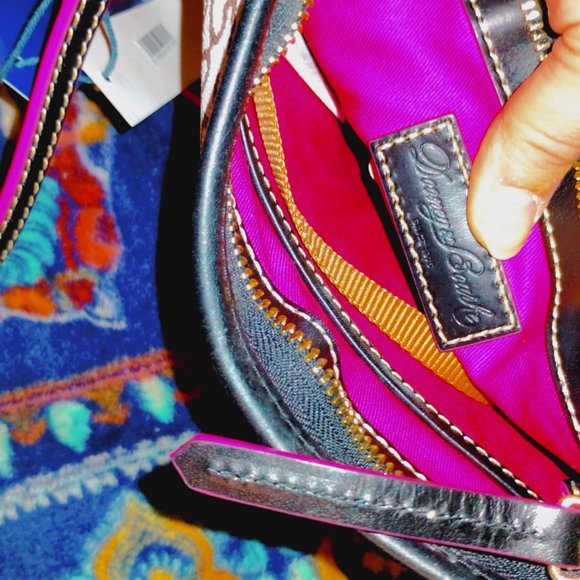 Dooney&Bourke Mini Mouse bucket bag - Picture 16 of 16